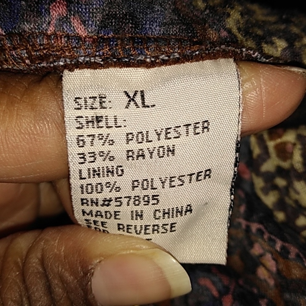 Skirt - Picture 2 of 2